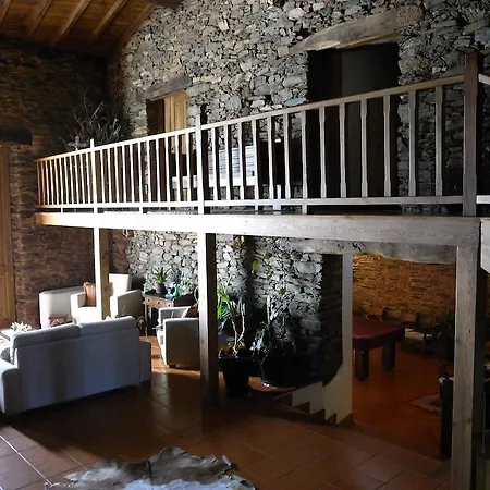 Casa Dos Pinelas